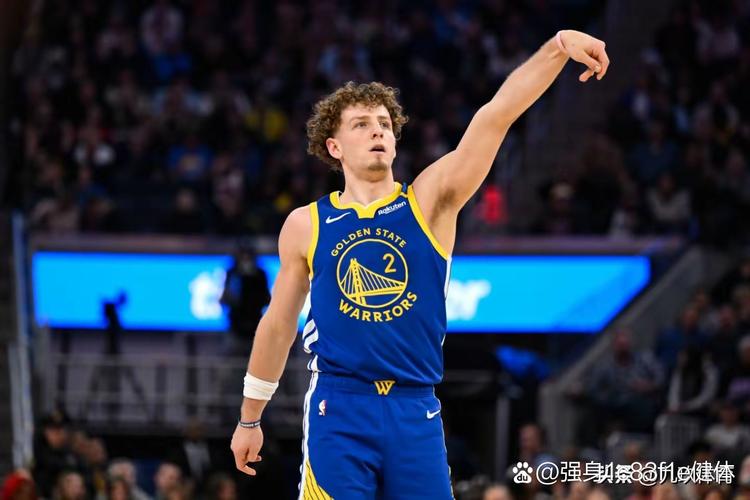 穆迪重伤+火箭内讧！湖人爆冷输活塞，快船狂胜雄鹿稳第八