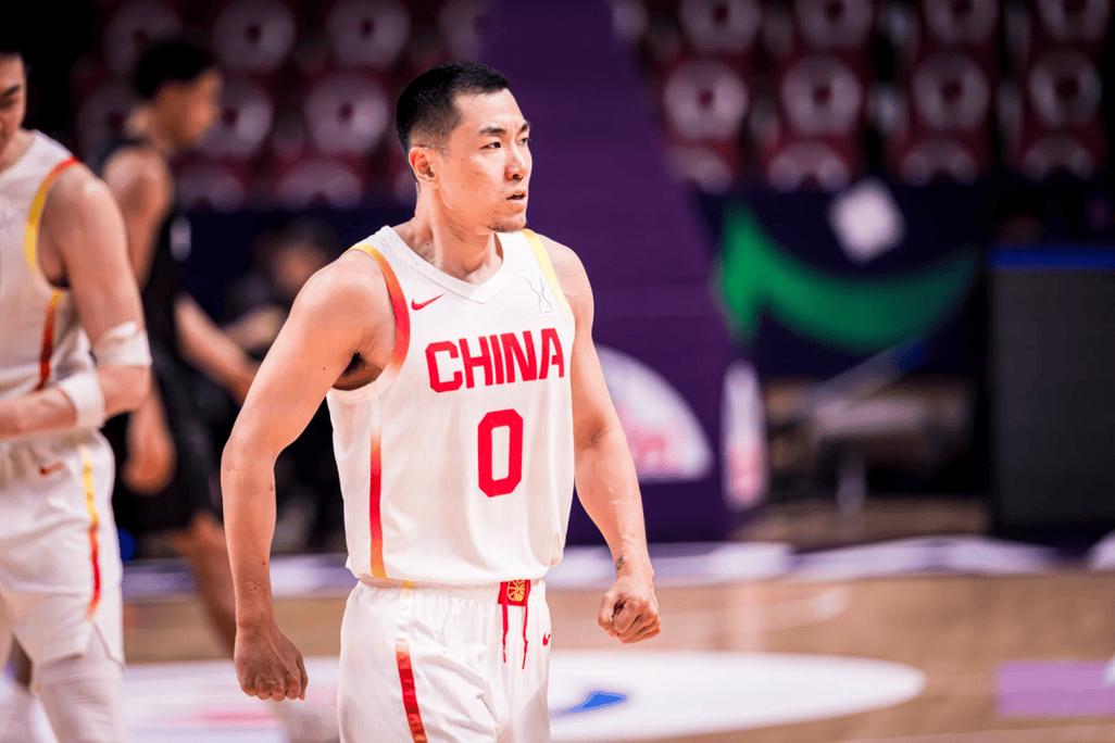 国字号后卫！高诗岩9中7砍下18分9助3断正负值+16