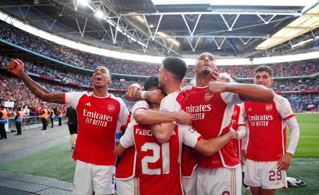 换掉约克雷斯卡拉格：阿森纳攻击线只能算一般，仍需买一名中锋