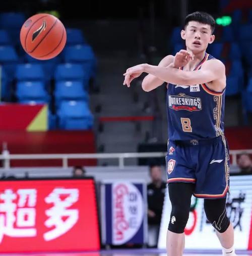 毫无手感！王岚嵚5中0仅拿2分3板2助最后时刻靠罚球取分