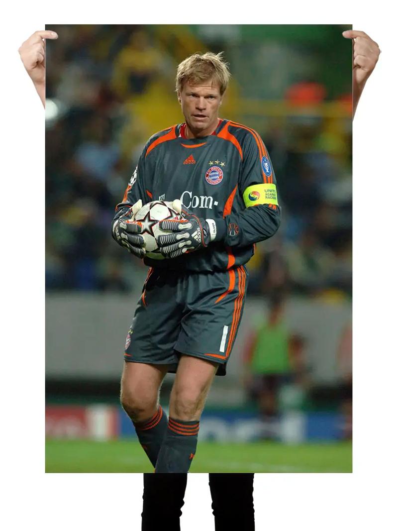 卡佩罗：凯恩拥有敏锐进球嗅觉+远射能力，他是非常优秀的前锋