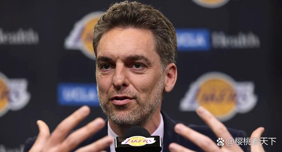 加索尔在湖人打了几个赛季，加索尔去湖人之前湖人战绩？