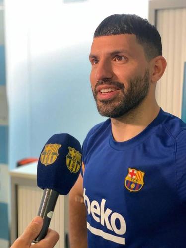 阿圭罗去巴萨穿几号球衣？阿圭罗转会巴萨号码？